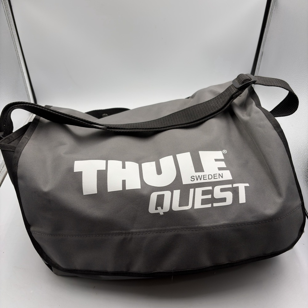 Thule Quest Roof Top Cargo Bag Carrier 40 X 32 Stuff Sack Sweden Cargo Storage
